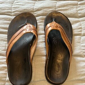 Thick leather flip flops size 12 men’s
